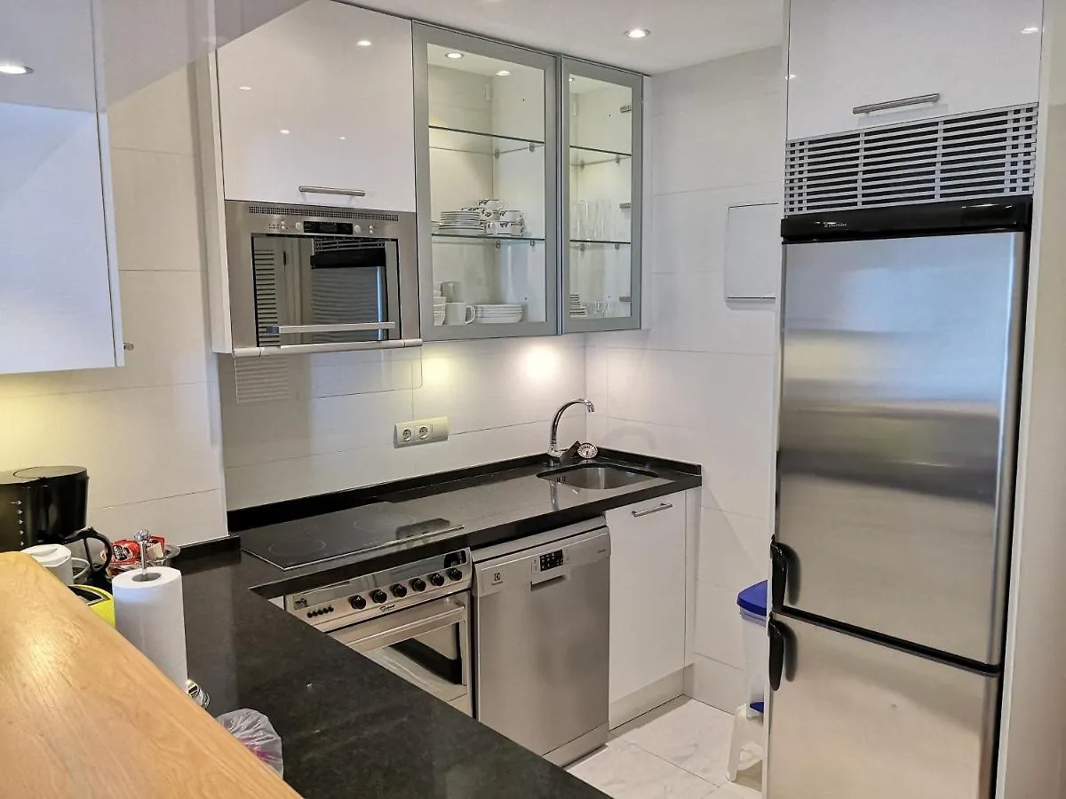 Apartmán Skol 536C By Completely Marbella